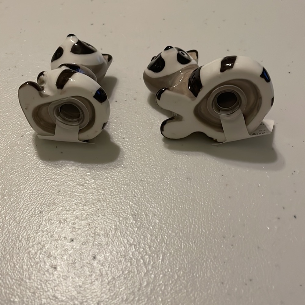 Mini Salt & Pepper Shakers Raccoon - Picture 11 of 12
